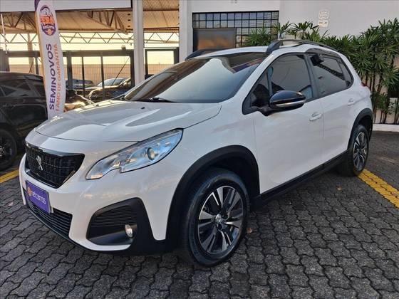 PEUGEOT 2008 1.6 16V FLEX ALLURE 4P AUTOMÁTICO PEUGEOT 2008 1.6 16V FLEX ALLURE 4P AUTOMÁTICO